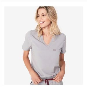 XXS Figs Catarina Cement Scrub Top Never Worn!